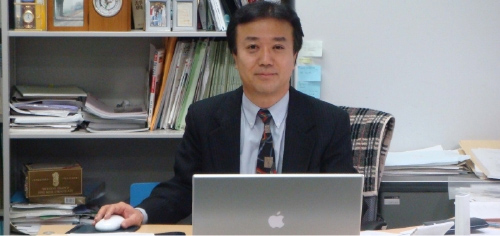 Toshiaki Sunazuka